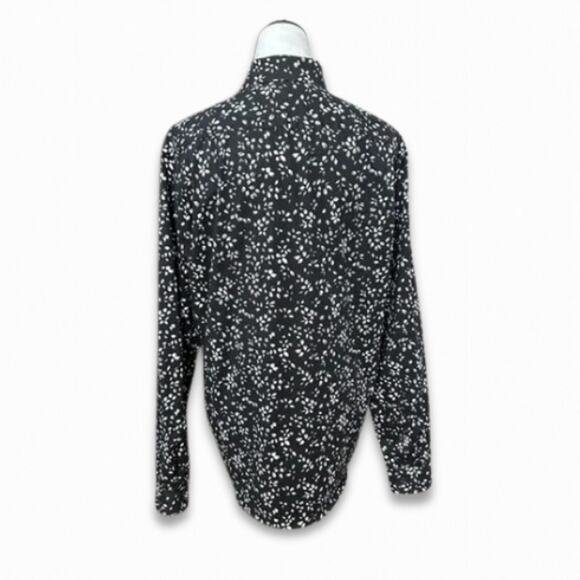 Express Floral Blouse Long Sleeve Collared Button-Up Black White Floral W M NWOT - Picture 4 of 8